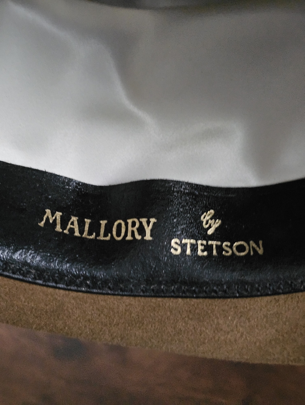 Stetson Classic Brown Fedora with Feather Trim 7 3/8 (59) - Picture 6 of 6
